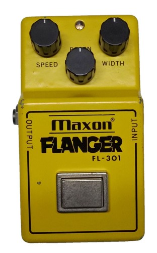 激レア エフェクター 即発送 Maxon AM3 AMP MANIA 激レア エフェクター