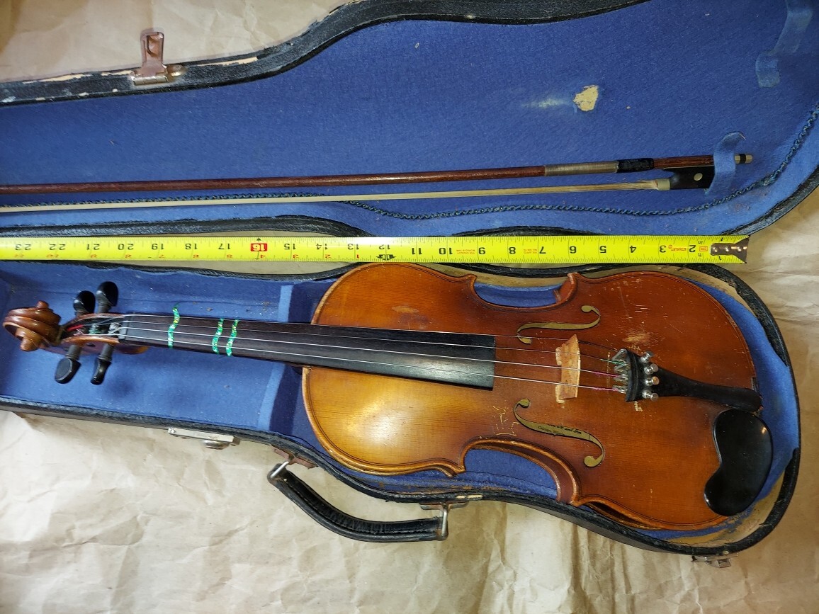 Lewis Model 125 sized 4/4 violin. Germany, Very Good Condition, w