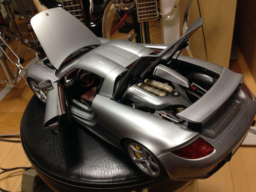Tamiya model 1/12 sized Porsche Carrera GT precision silver mini