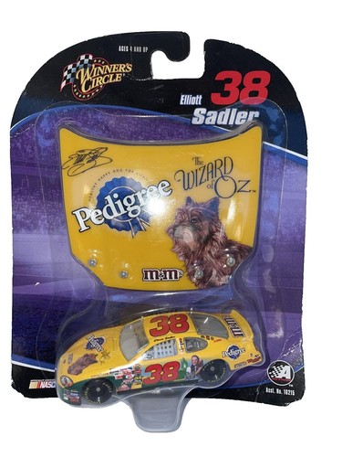 Elliott Sadler #38 M&M's NASCAR Winners Circle 1:18 Scale Die Cast