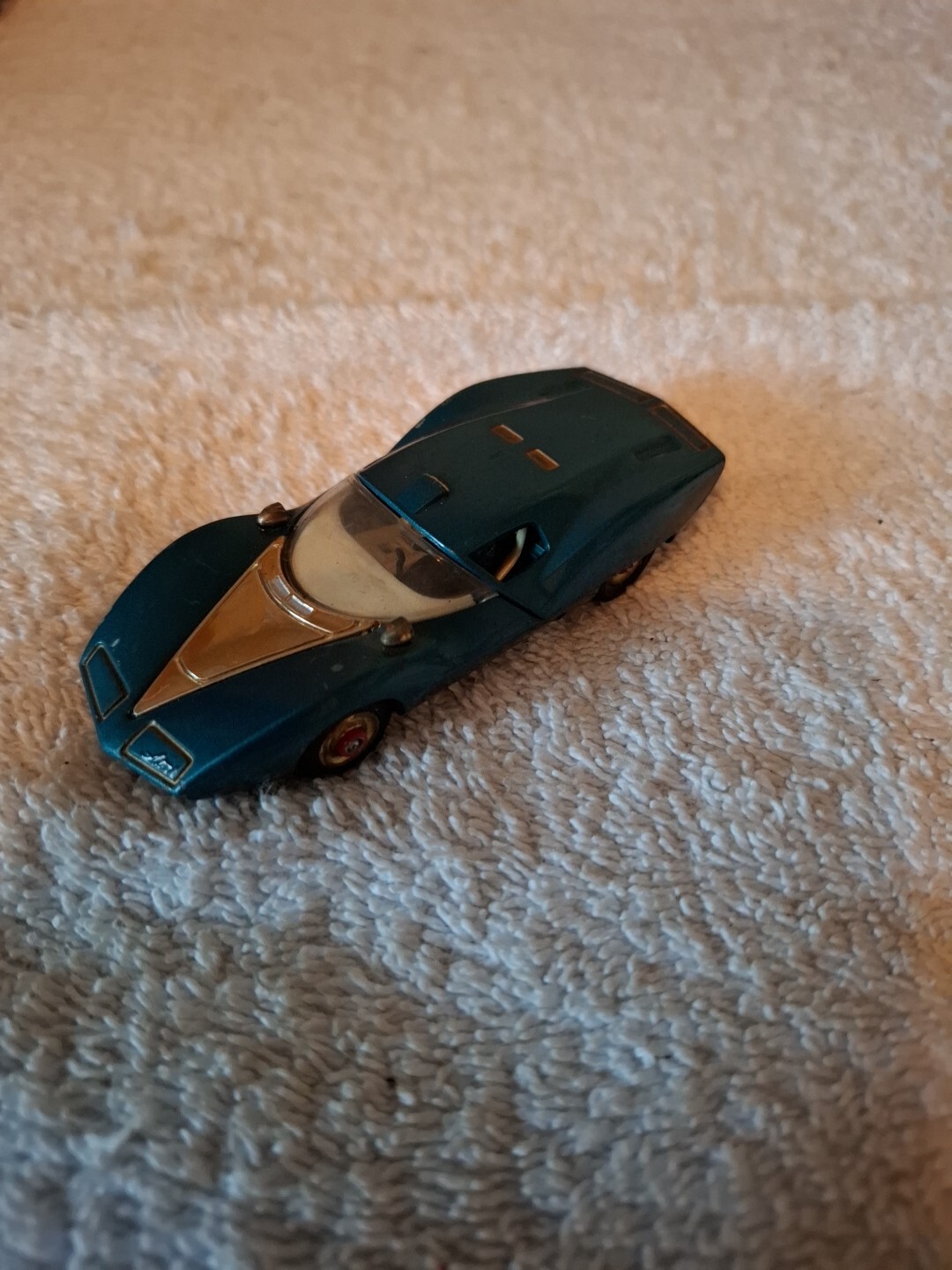 Corgi 347, Chevy Astro 1 Experimental Car - Free Price Guide & Review