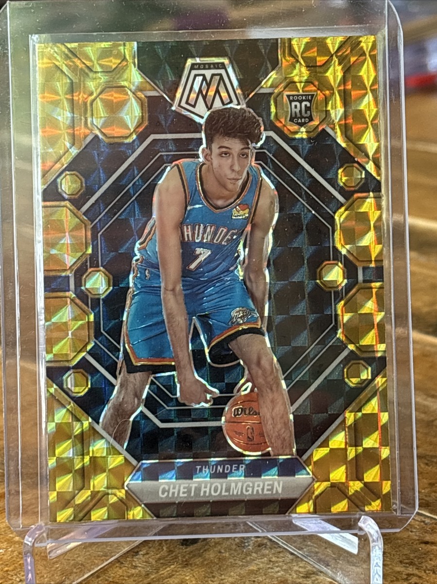 2022-23 Panini Mosaic Chet Holmgren #236 RC Reactive Yellow Prizm