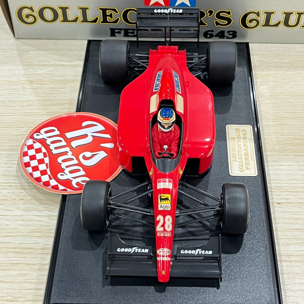Tamiya 1/20 Collector's Club Ferrari 643 Diecast model with case
