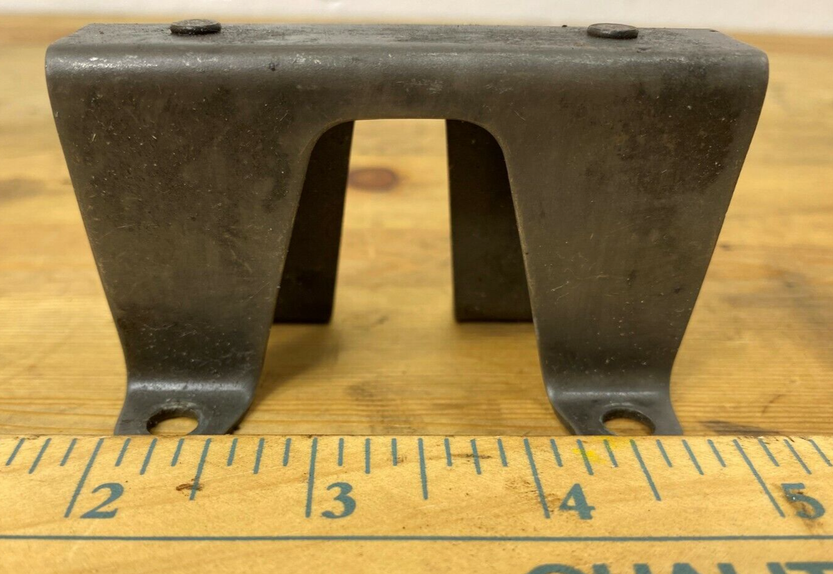 1984-1987 Kawasaki Ninja 900 Upper Cam Chain Guide P/N: 12053-1115