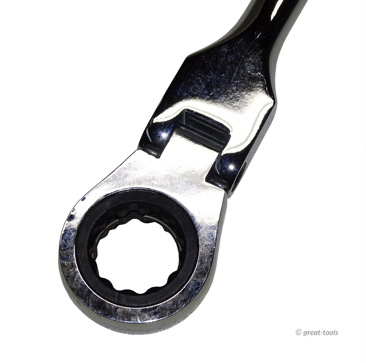 ASTRO TOOLS RATCHET HANDLE – flex head – 18” long for nano sockets