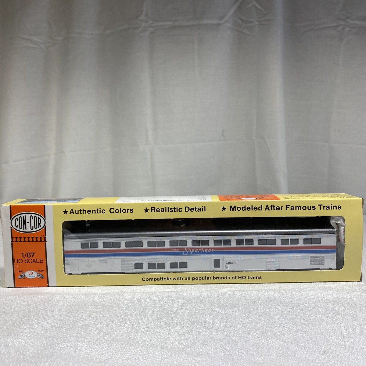 CON COR HO SCALE #0001-000831 SUPERLINER KIT SLEEPING CAR AMTRAK