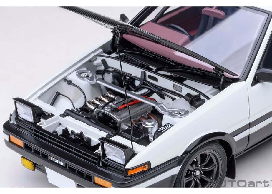 Autoart 1/18 Toyota Sprinter Trueno (AE86) 
