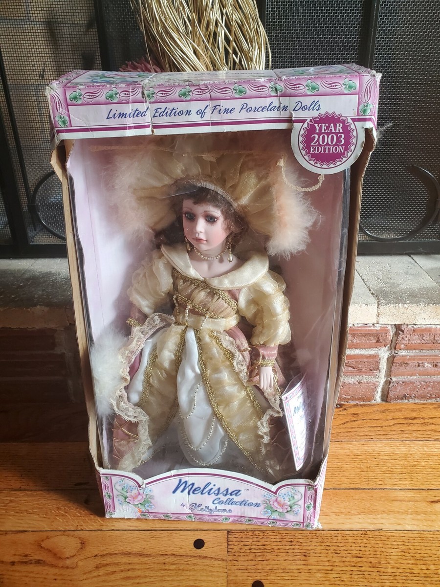 2003 BEAUTIFUL PORCELAIN MELISSA COLLECTION BY HOLLYLANE DOLL