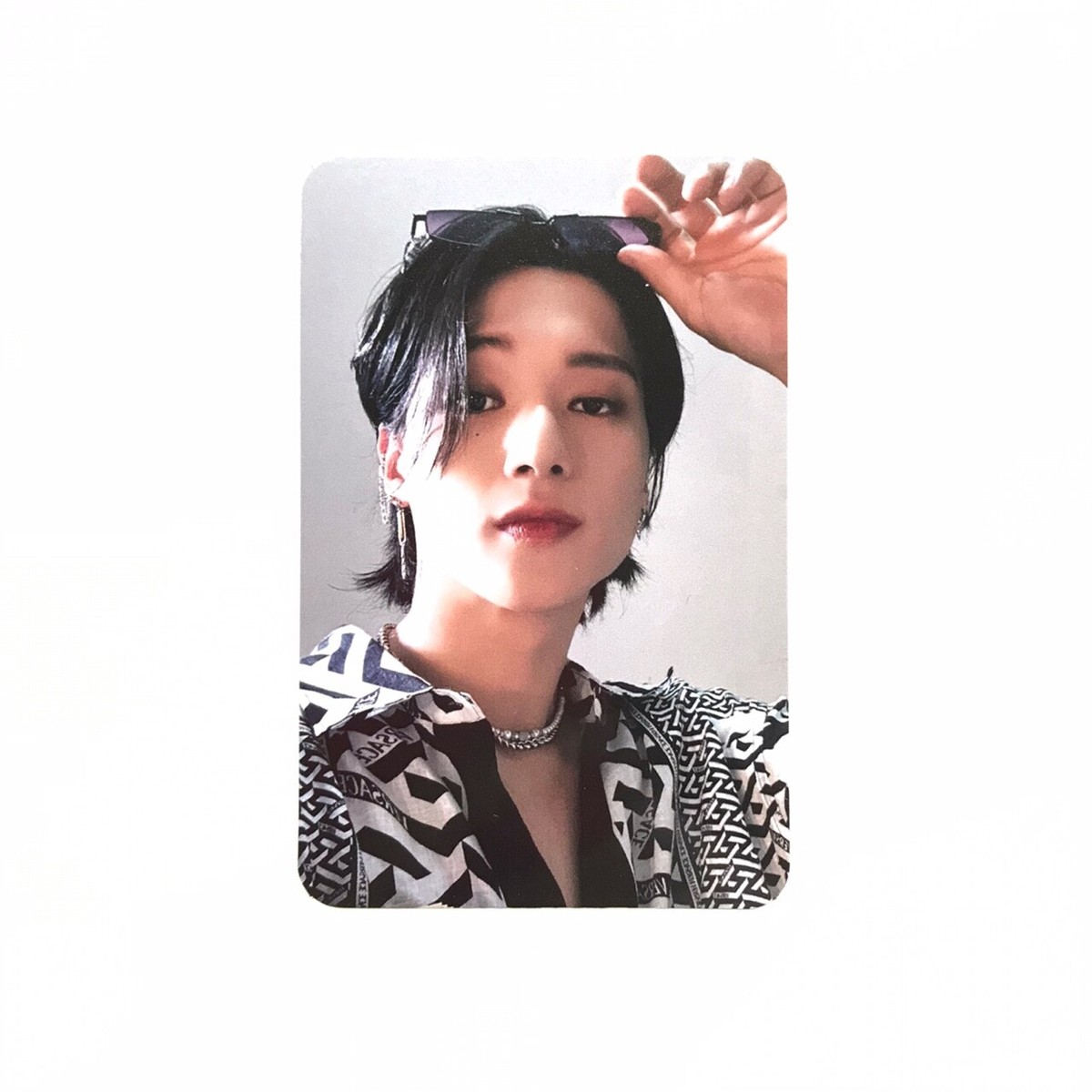 ATEEZ] THE WORLD EP.2 : OUTLAW / Yes24 POB Gift Photocard | eBay