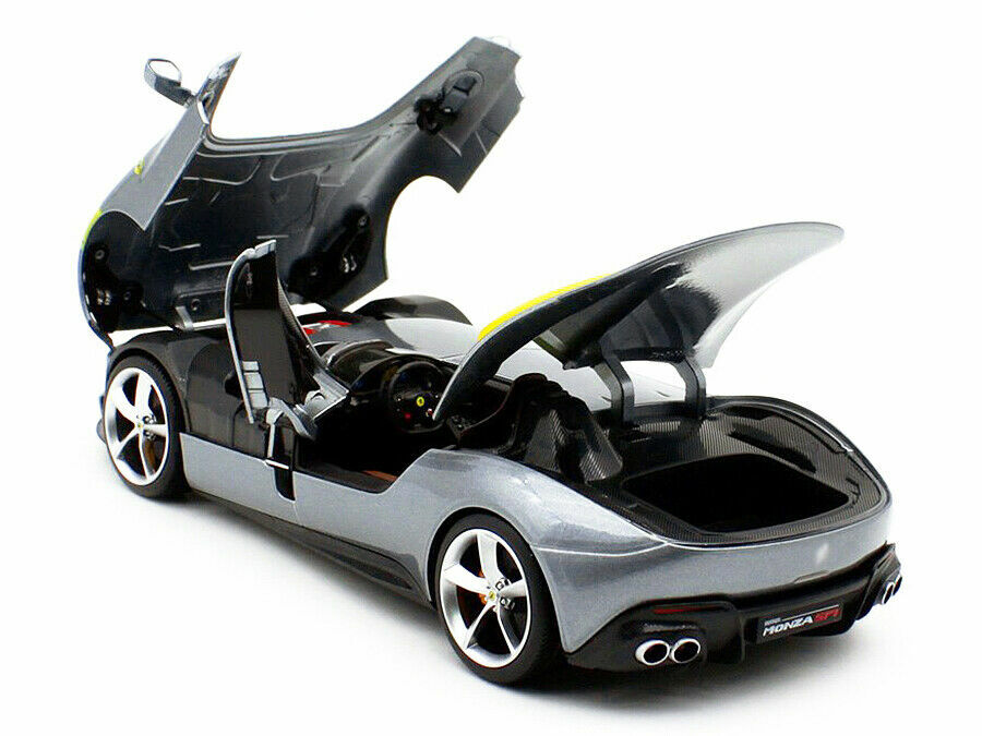 FERRARI MONZA SP1 SILVER W/YELLOW STRIPES 1:18 DIECAST MODEL CAR
