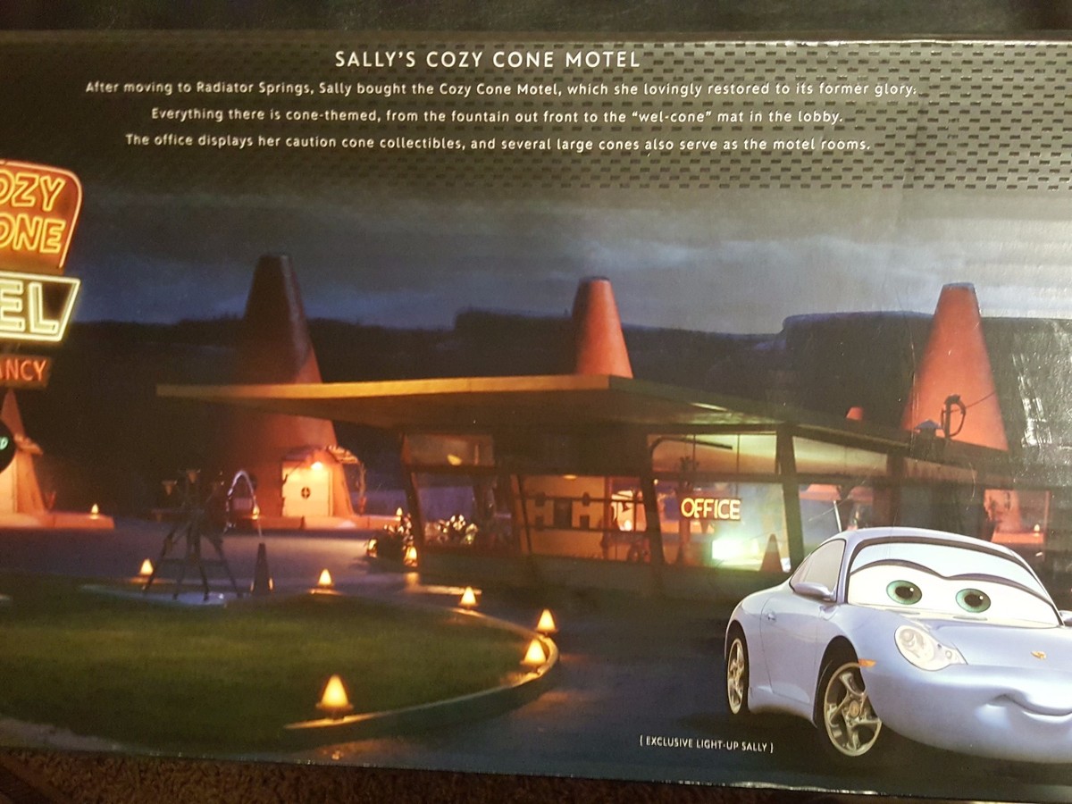 DISNEY PIXAR CARS PRECISION SERIES SALLYS COZY CONE MOTEL read