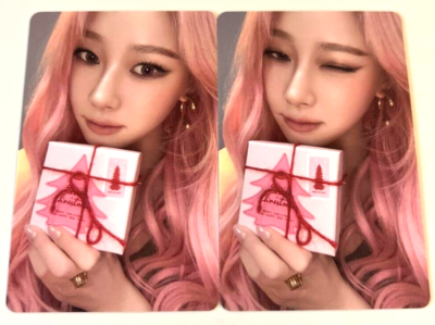 aespa GISELLE 2024 PINK CHRISTMAS Xmas Official Random Photocard