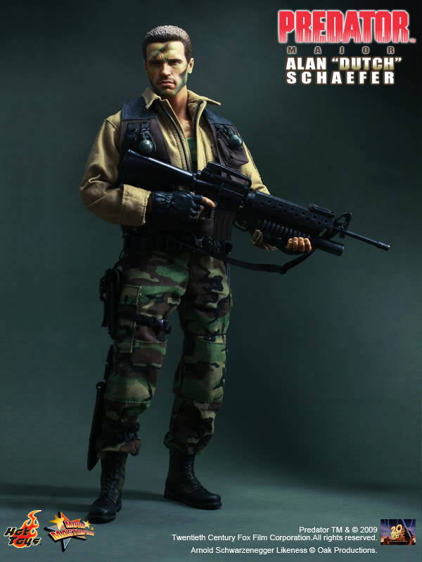 Hot Toys Predator Major Alan Dutch Schaefer 1/6 Action Figure