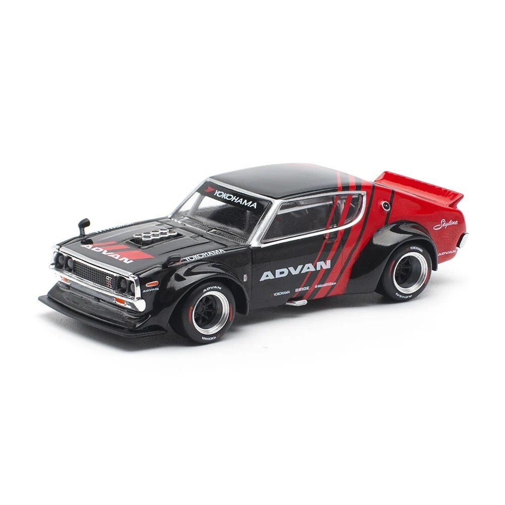 Pop Race 1:64 Nissan Skyline GT-R Drift KPGC110 (Kenmeri) Advan