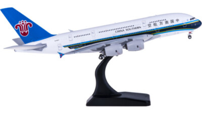 1:400 Phoenix CHINA SOUTHERN AIRBUS A380 Passenger Airplane