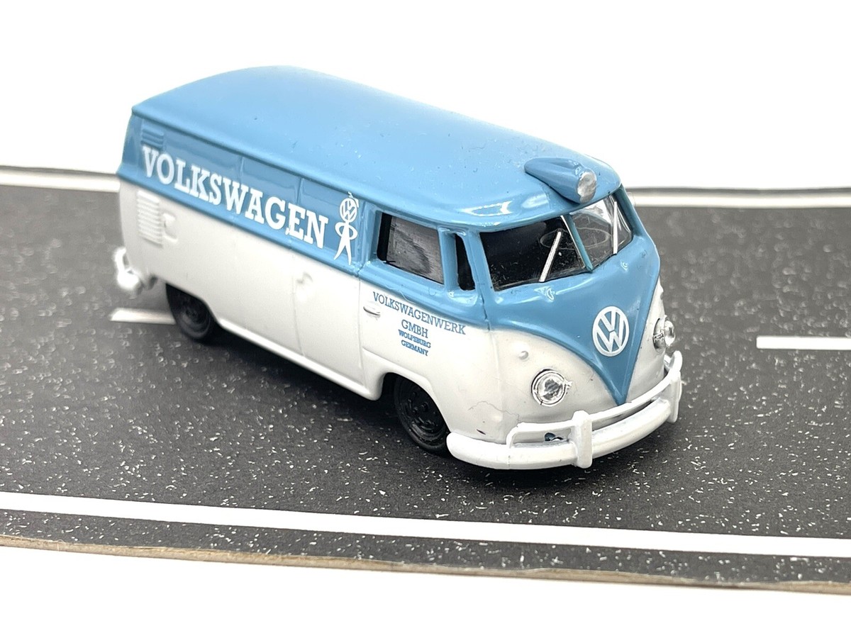 Loose M2 Machines 1960 Volkswagen VW Delivery Van White/Blue