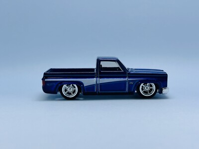 Hot Wheels 2024 Super treasure hunt STH # '83 Chevy Silverado