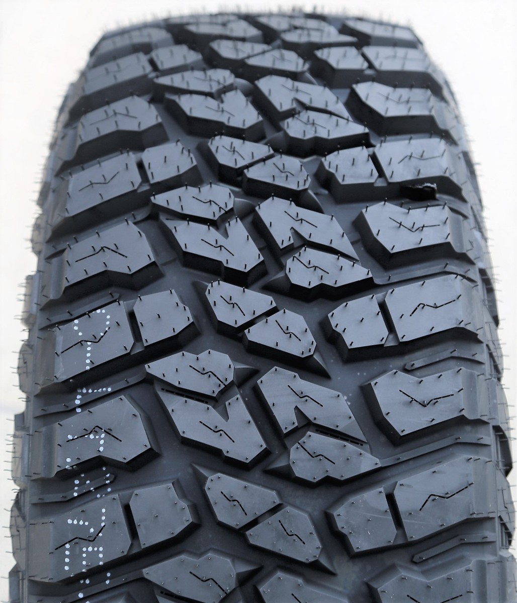 Tire Landspider Wildtraxx M/T LT 33X12.50R15 Load C 6 Ply MT Mud