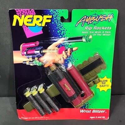 1995 Nerf Ambush MOC Wrist Blitzer Rip Rockets Dart Launcher