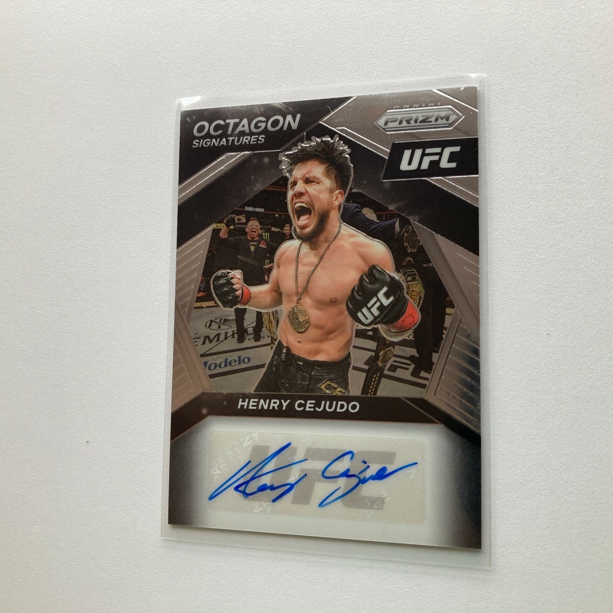 Henry Cejudo 2021 Panini Prizm UFC Octagon Signatures Autographed