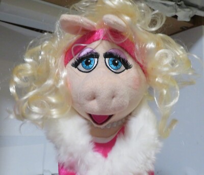 Big MISS PIGGY Muppets Plush Stuffed Animal Authentic DISNEY Store