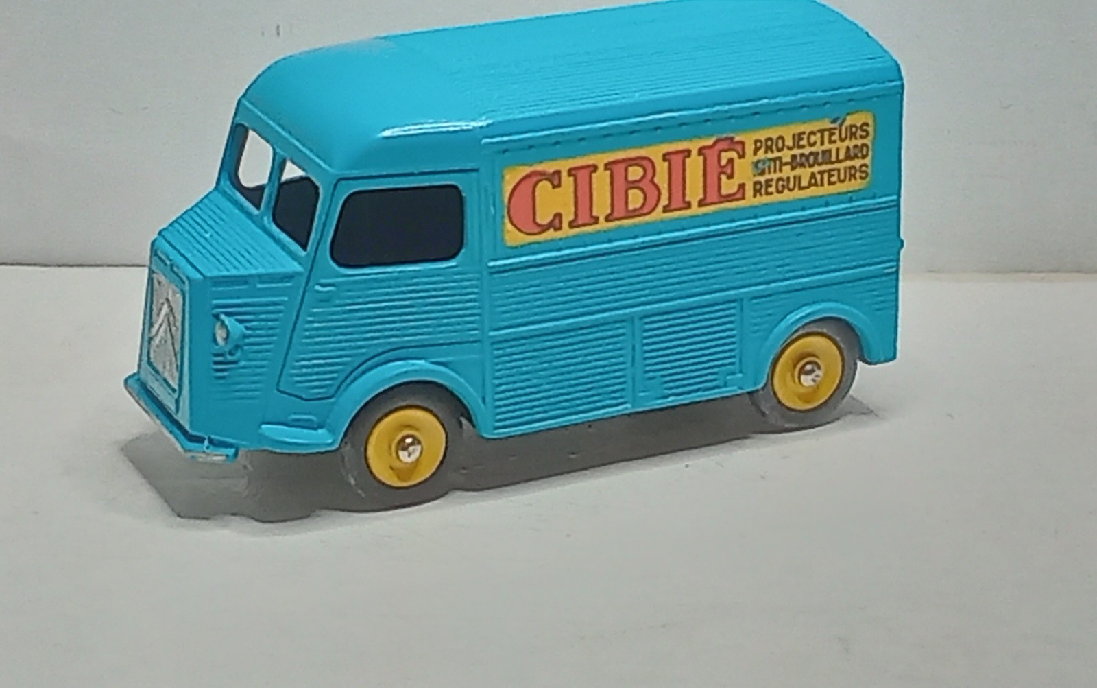 Dinky 561, Citroen 1200KG Van - Free Price Guide & Review