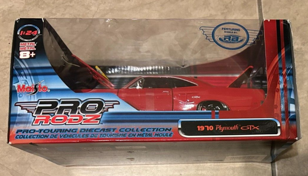 Maisto 1970 Plymouth GTX Pro Rodz 1:24 Die Cast Collection Red Car