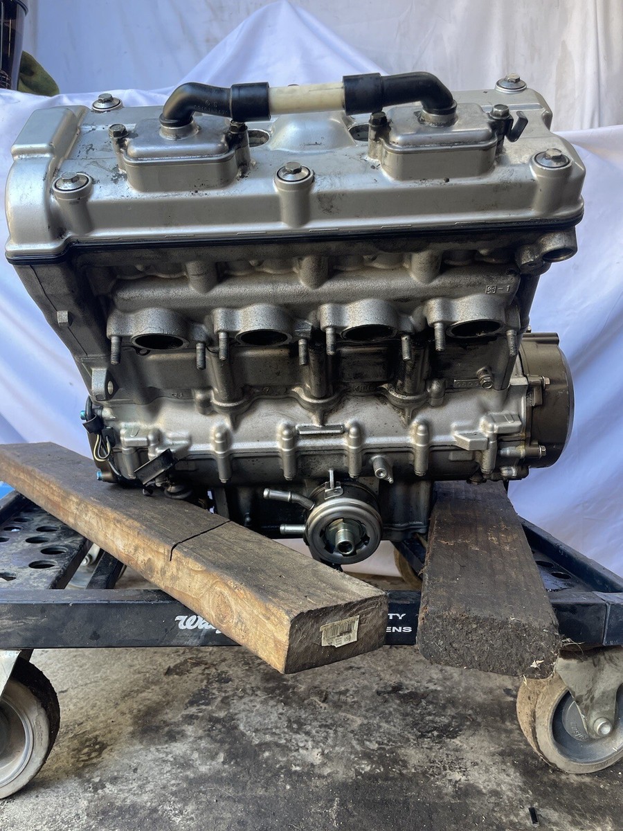1998-1999 Kawasaki Ninja ZX9R ZX9 Engine Motor Cases 98 99 30k