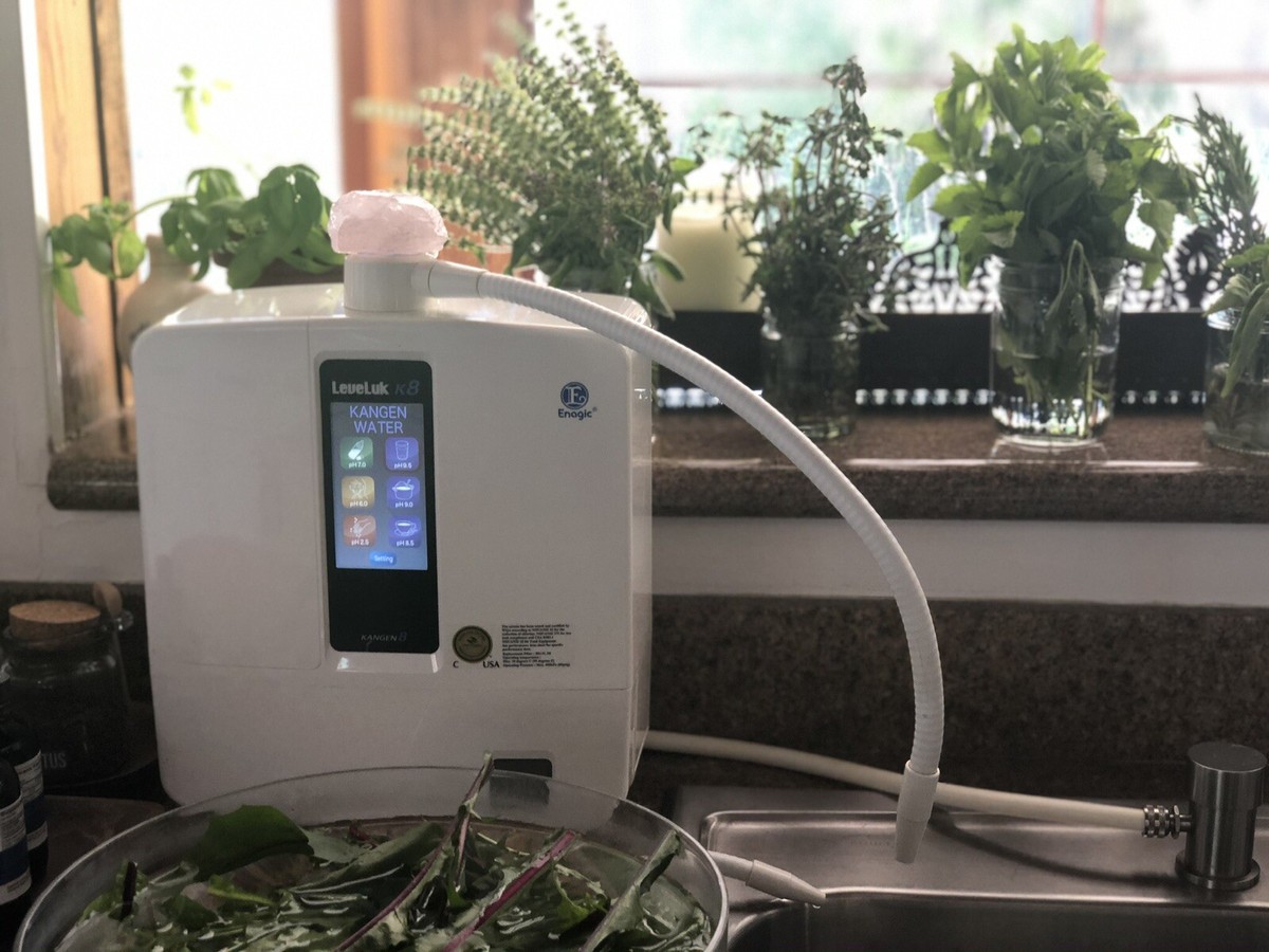 Enagic LeveLuk K8 Alkaline Water Ionizer Kangen Water Machine