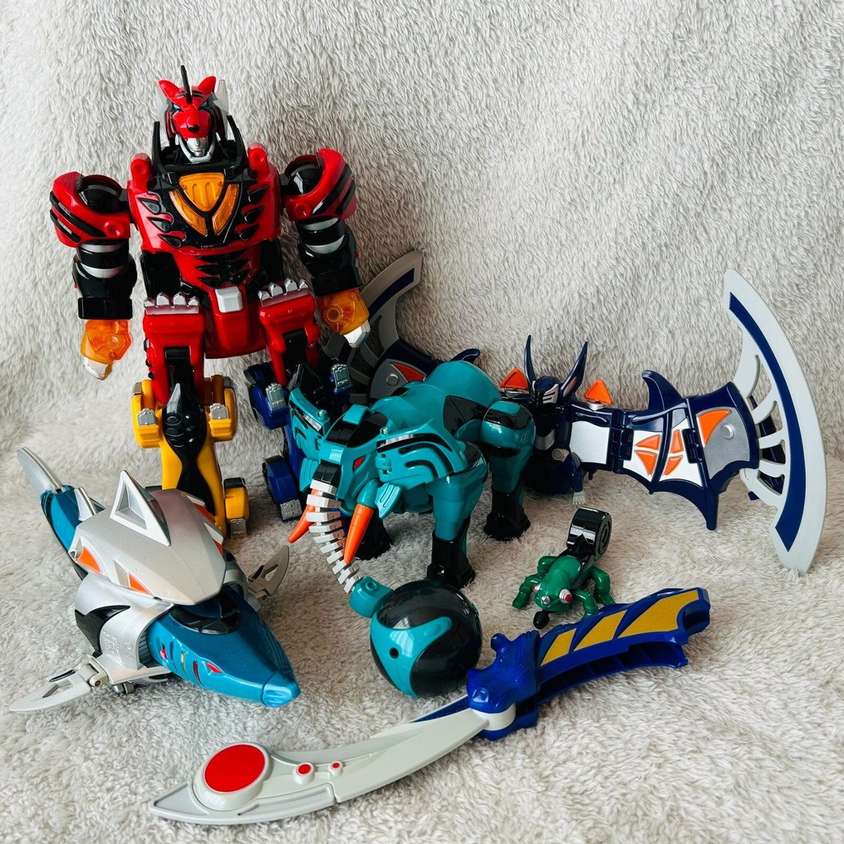 BANDAI Japan DX Zord Power Rangers Jungle Fury Sentai Gekiranger
