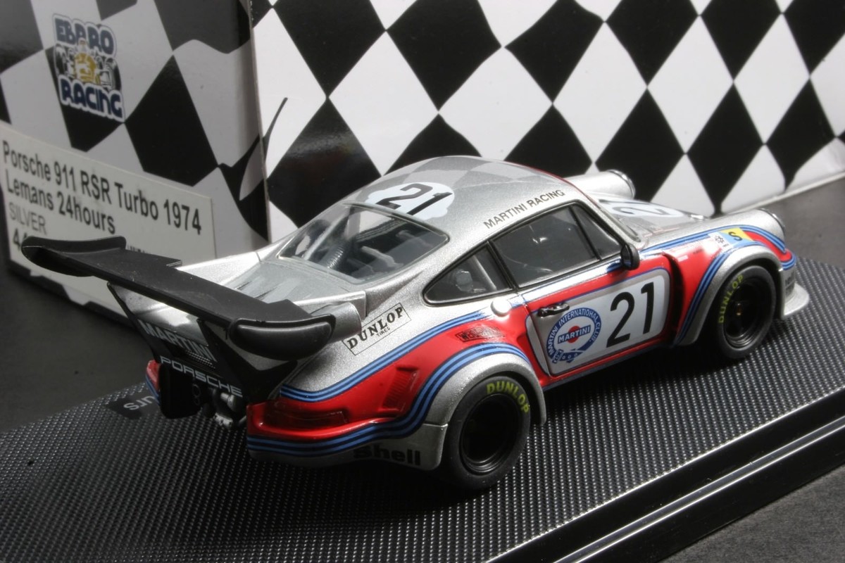 EBBRO 1:43 SCALE MARTINI PORSCHE 911 RSR TURBO LE MANS 1974 DIE