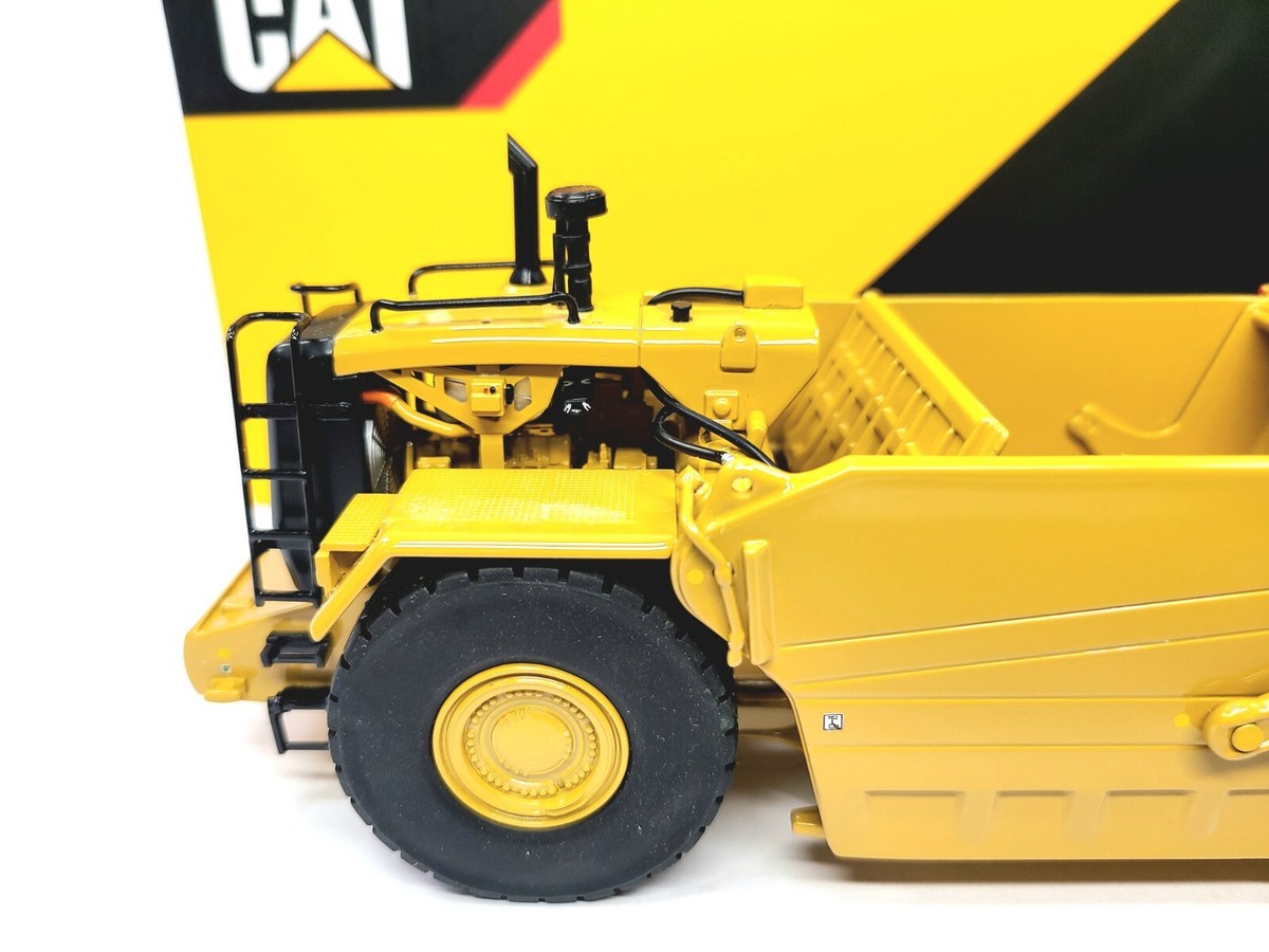 Caterpillar Cat 637K Scraper with Coal Bowl - CCM 1:48 Scale