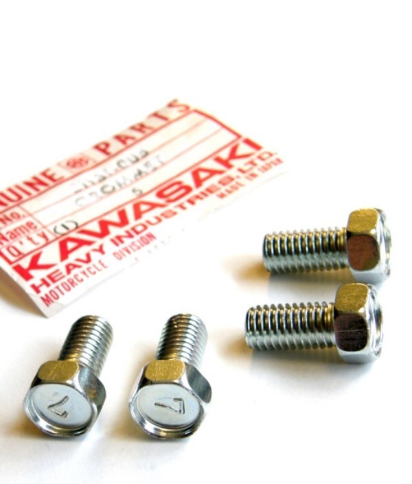 Kawasaki Number 7 Bolts 8x16 8m x 16m oem z1r h2 kz1000 kz650