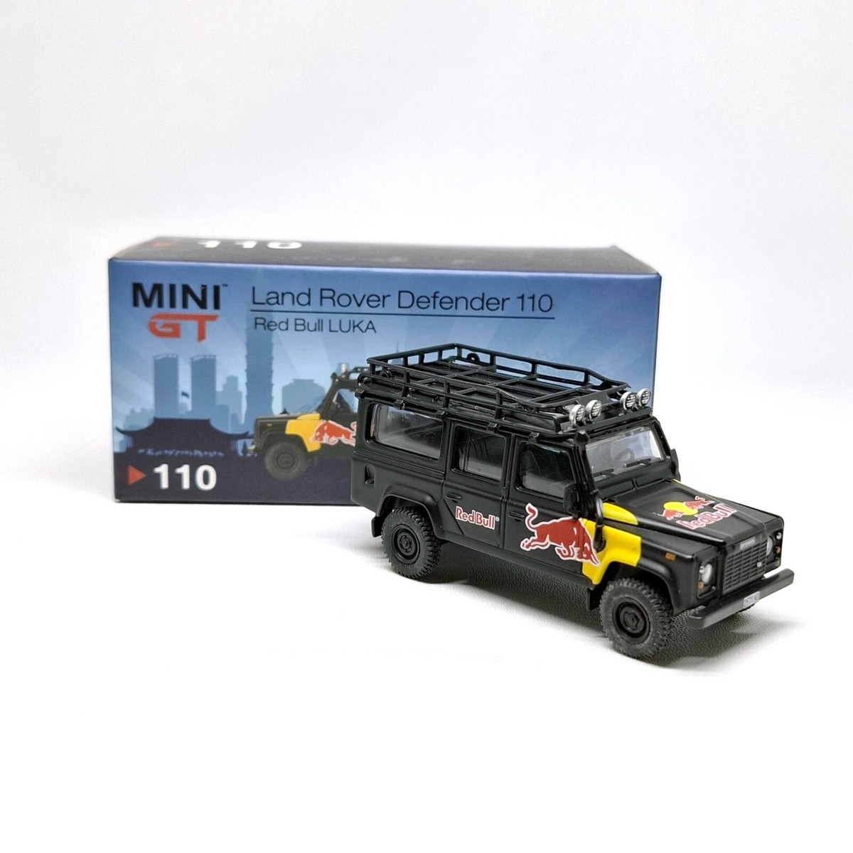 MINI GT LAND ROVER DEFENDER 110 RED BULL LUKA #110 MGT00110 SEALED