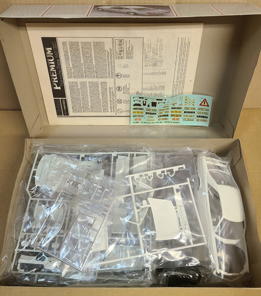 FUJIMI PREMIUM 1/24 Mercedes-Benz 560 SEC Plastic Model Kit | eBay