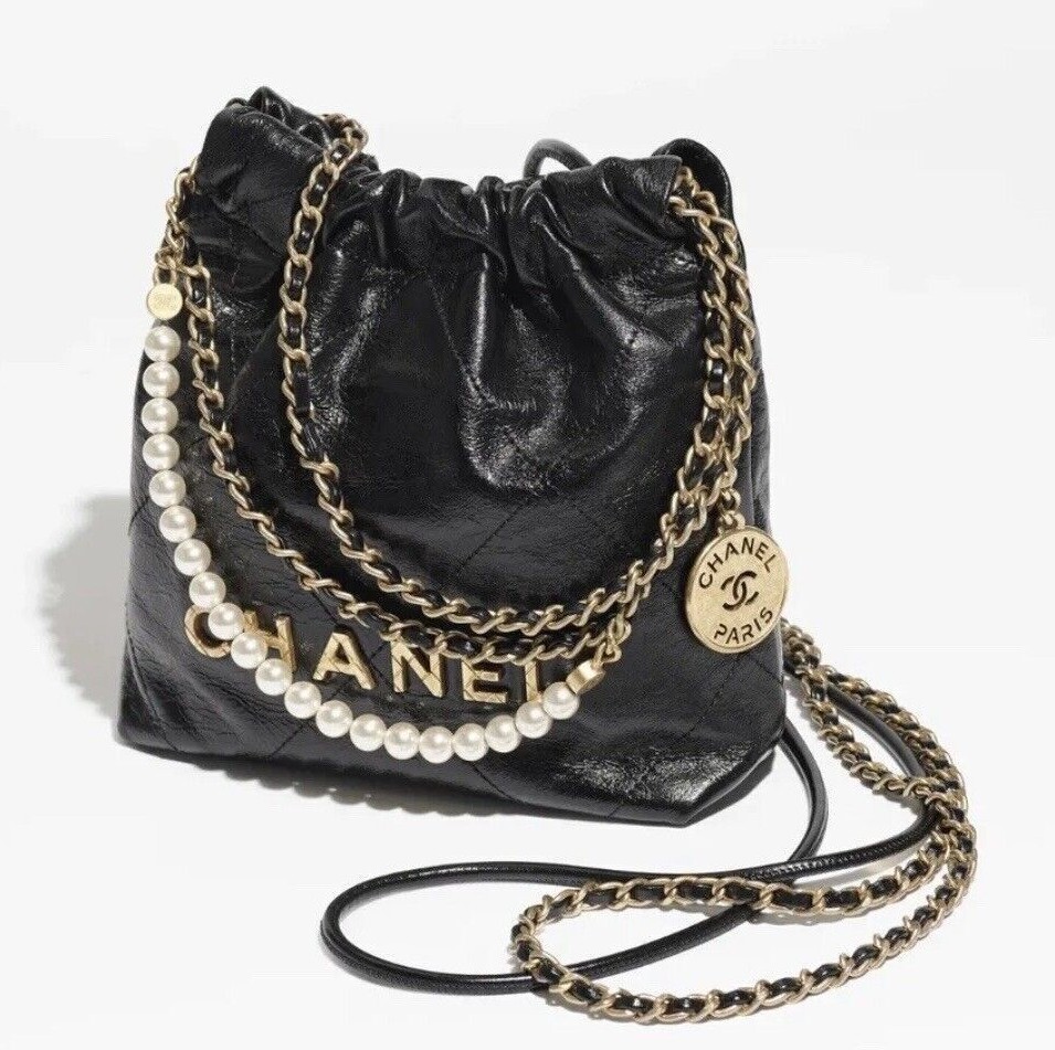 New Chanel 23S Mini 22 Black Shiny Crumpled Calfskin Gold HDW