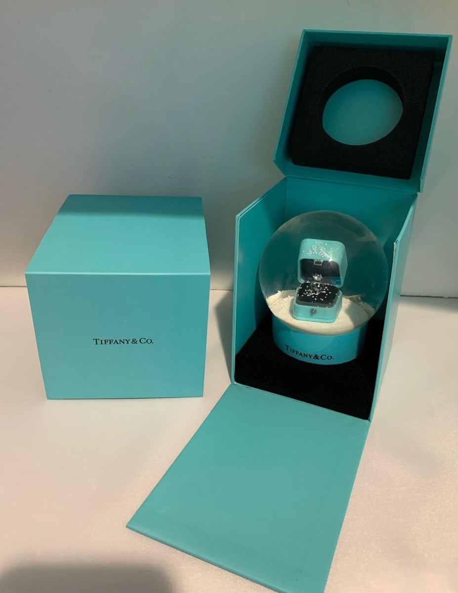 Tiffany & Co Limited Edition snow Globe Ring & Box VIP Gift