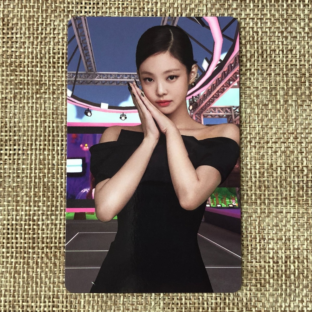 BLACKPINK JENNIE [THE GAME The Girls] Official Photocard, Reve Ver