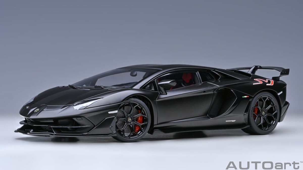 1/18 Lamborghini Aventador SVJ (Nero Nemesis Matt Black) Model By