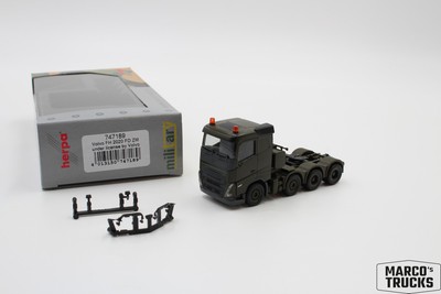 Herpa Volvo FH 2020 Flat roof Heavy duty tractor 4axis No. 747189
