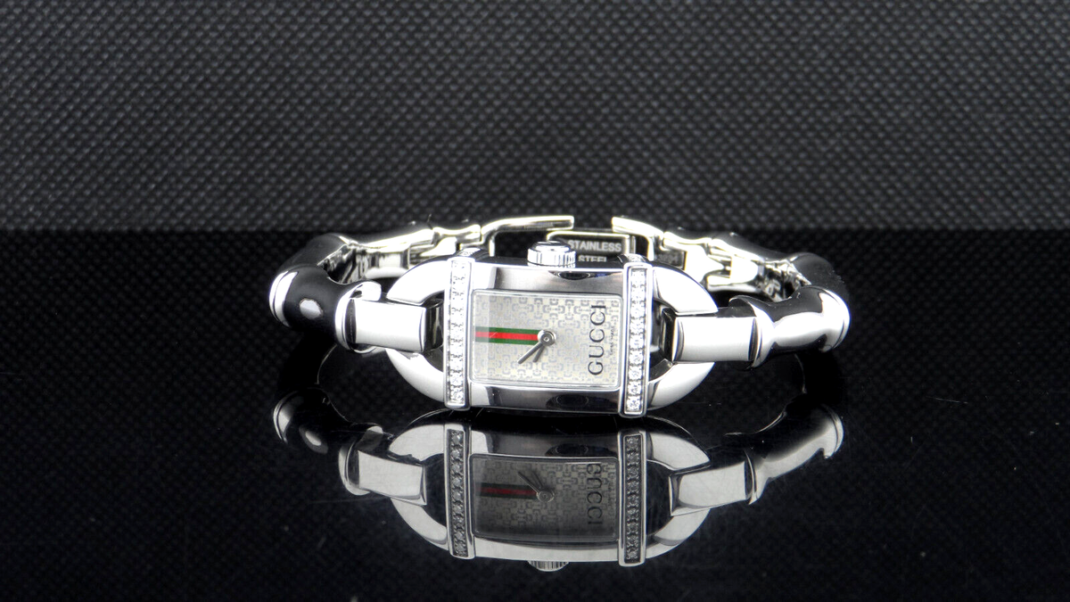 GUCCI 6800L Series Patterned Silver Tone Dial Diamond Bamboo Band