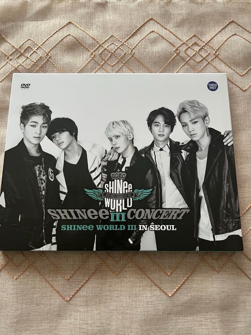 SHINee ポスター14枚 SHINee ポスター ポスター14枚 14枚 CD＆DVD 14点