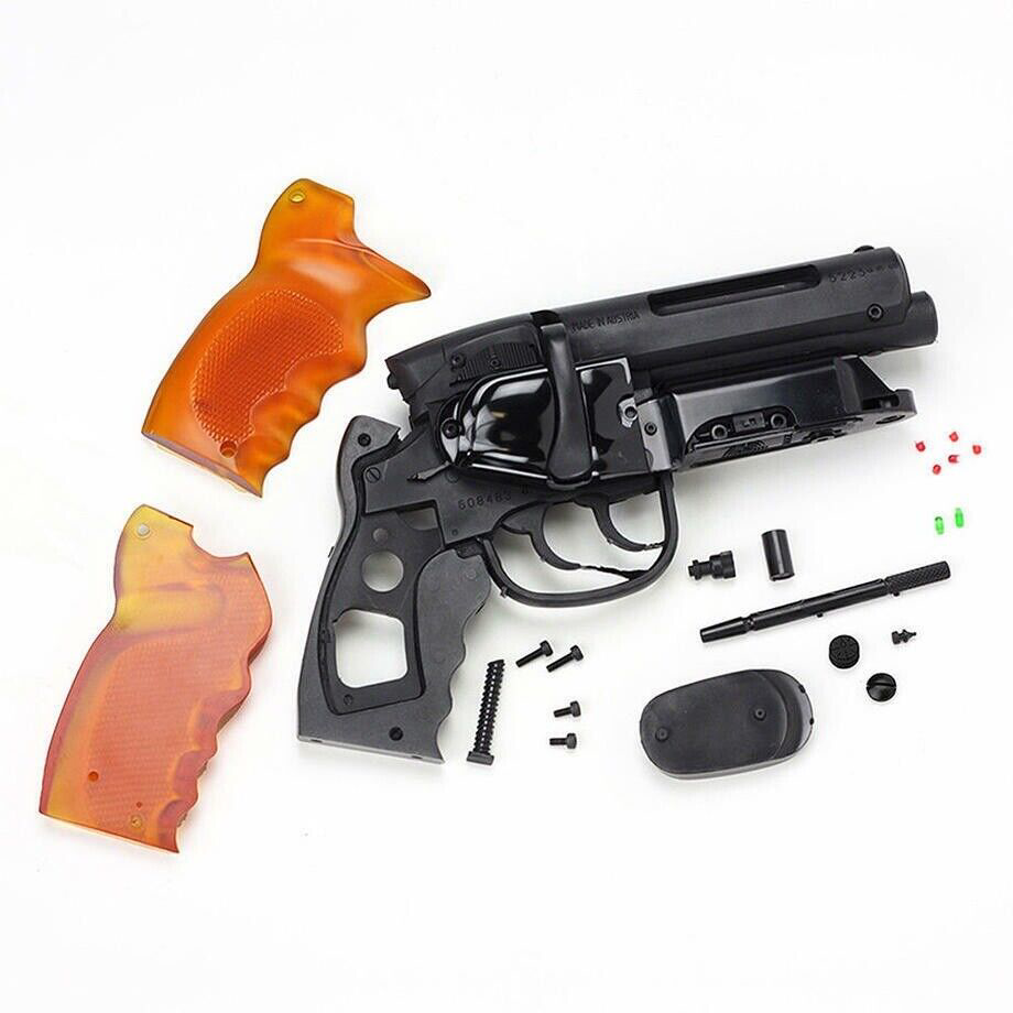 BLADE RUNNER BLASTER TOMENOSUKE 2049 STUNT MODEL KIT - SOLD OUT