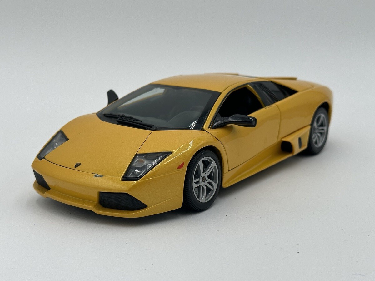 Lamborghini Murcielago LP640 Yellow Maisto 1:18 Scale Diecast