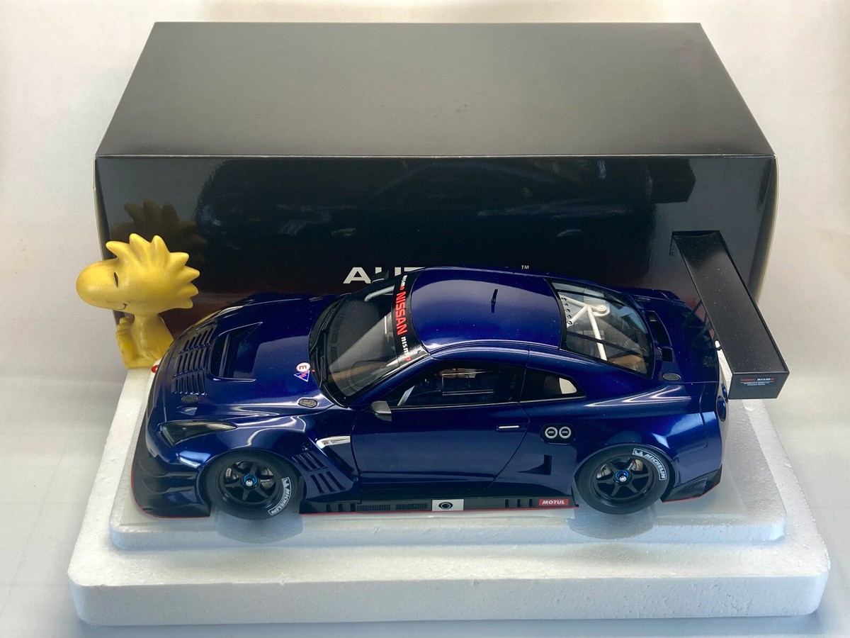 1:18 AUTOart Nissan GT-R Nismo GT3 R35 (Aurora Flare Blue Pearl