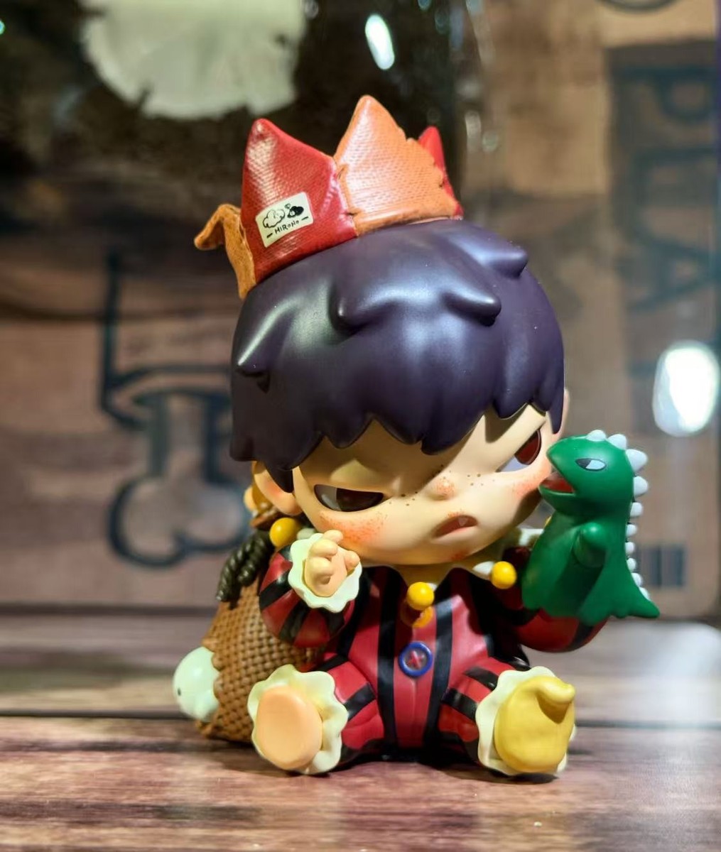 Hirono's Heading Back To Play Singapore Limited Pop Toy Show