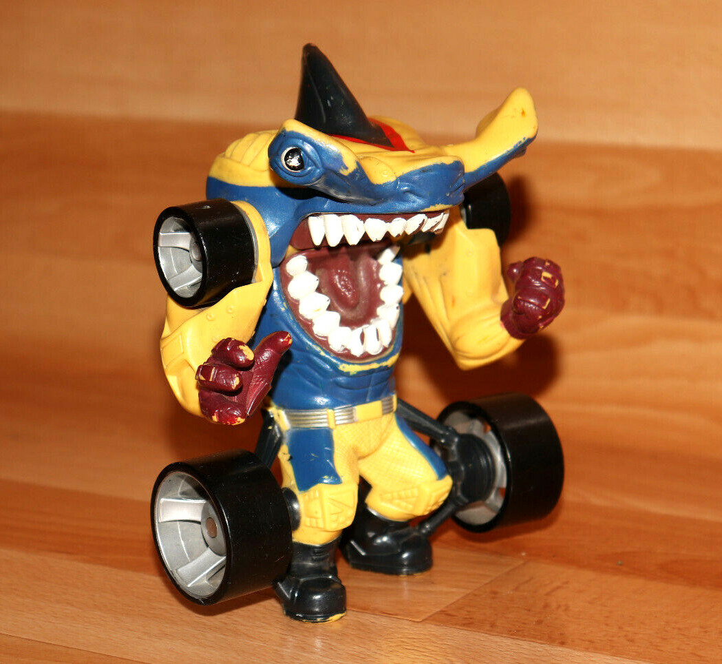 1995 Mattel Street Sharks Turbo Jab Gene Infusion Hammerhead Car