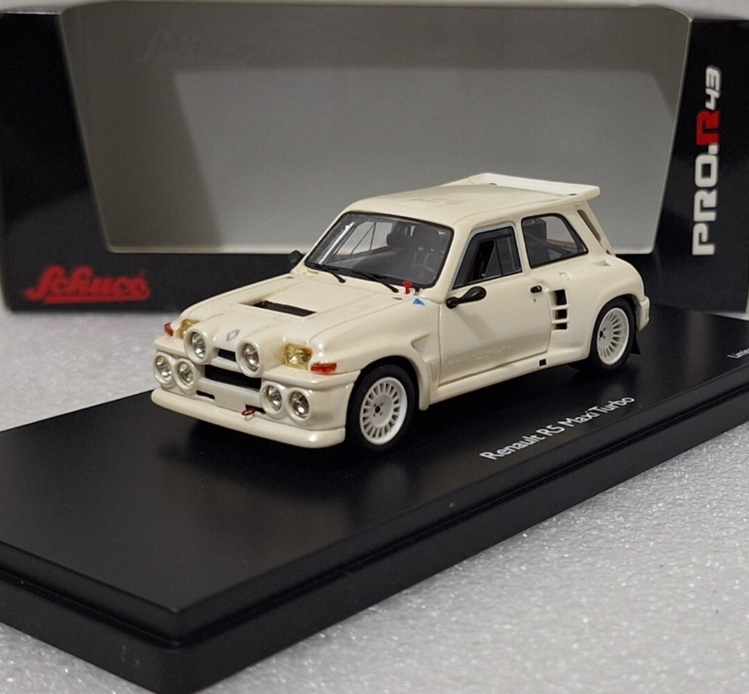 Renault 5 Maxi Turbo 1985 White Pearl Met 1:43 Schuco PRO.R 08855