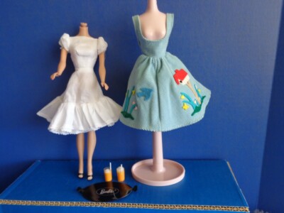 VINTAGE BARBIE OUTFIT 