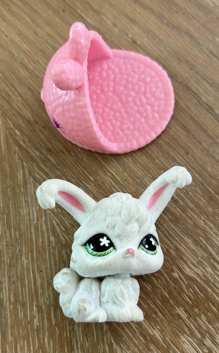 Littlest Pet Shop LPS Portable Pets Slipper Fuzzy Rabbit 515